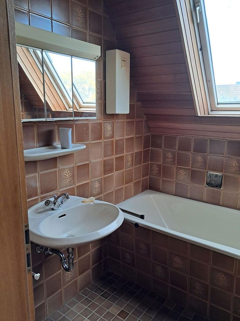 Prodej domu 105 m², pozemek 467 m², Alsdorf, Severní Porýní-Vestfálsko Prodej domu 105 m², pozemek 467 m², Alsdorf, Severní Porýní-Vestfálsko