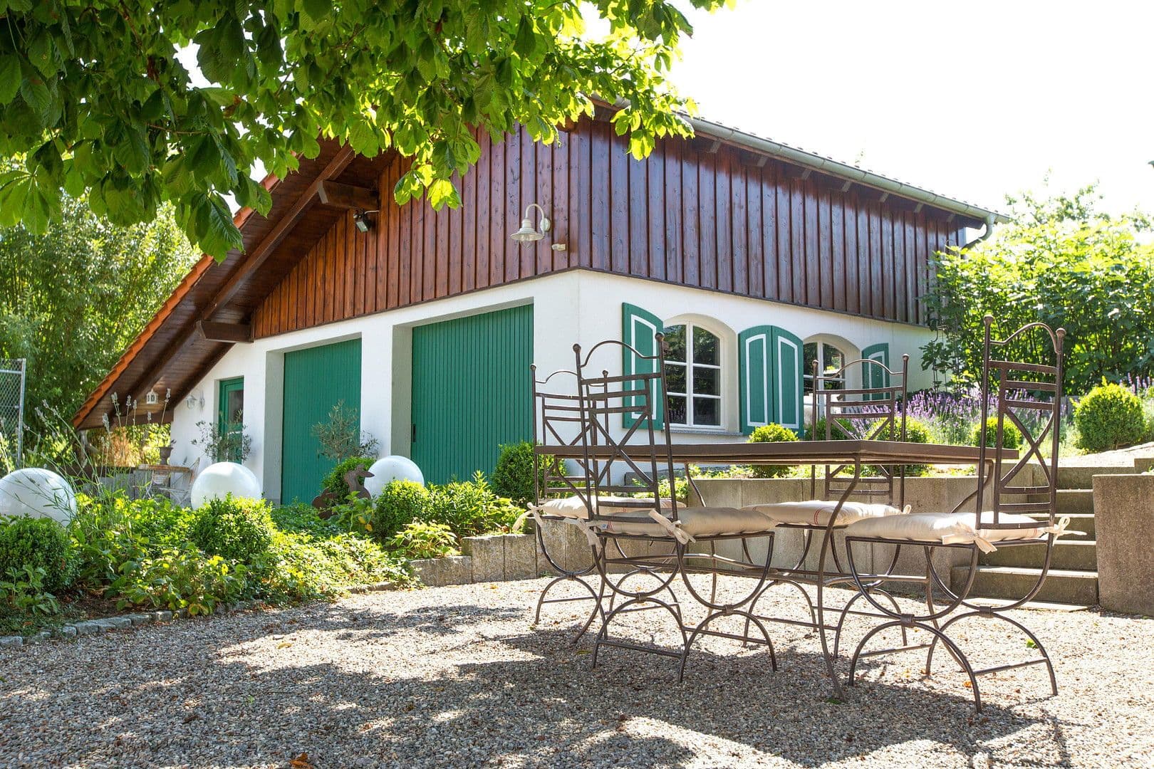 Prodej domu 220 m², pozemek 1.329 m², Stühlingen, Bádensko-Württembersko Prodej domu 220 m², pozemek 1.329 m², Stühlingen, Bádensko-Württembersko