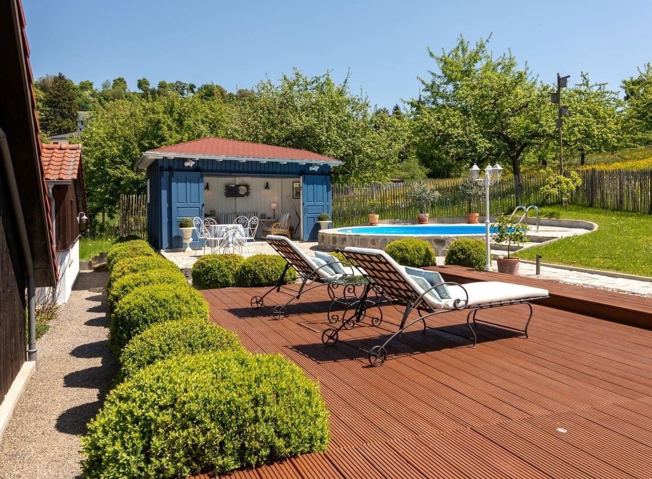 Prodej domu 220 m², pozemek 1.329 m², Stühlingen, Bádensko-Württembersko Prodej domu 220 m², pozemek 1.329 m², Stühlingen, Bádensko-Württembersko