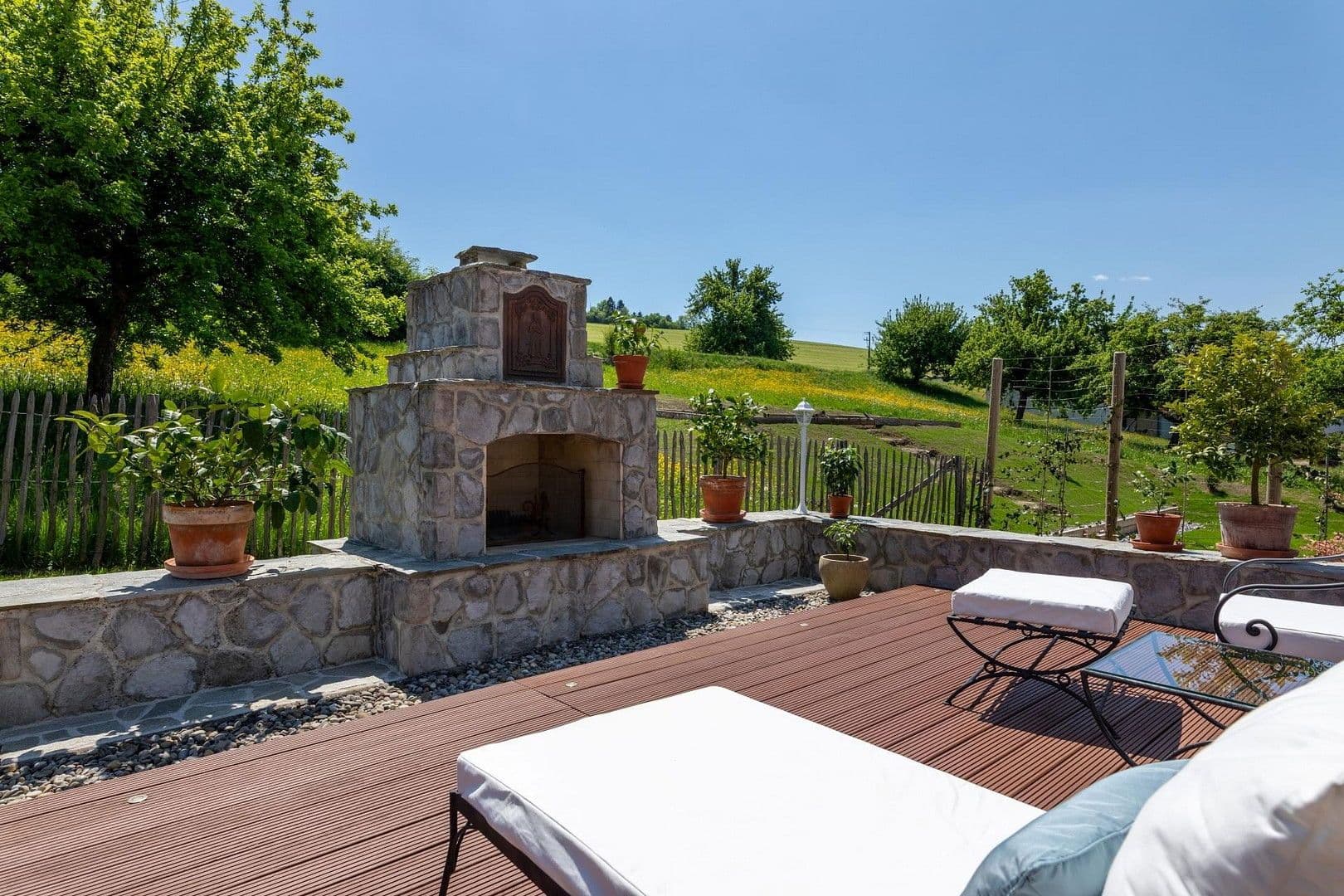 Prodej domu 220 m², pozemek 1.329 m², Stühlingen, Bádensko-Württembersko Prodej domu 220 m², pozemek 1.329 m², Stühlingen, Bádensko-Württembersko