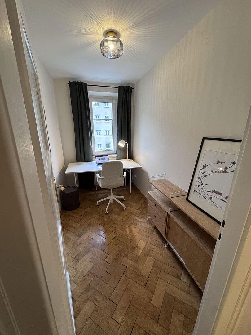 Pronájem bytu 3+1 80 m², Schedelstraße 11, München, Bavorsko Pronájem bytu 3+1 80 m², Schedelstraße 11, München, Bavorsko