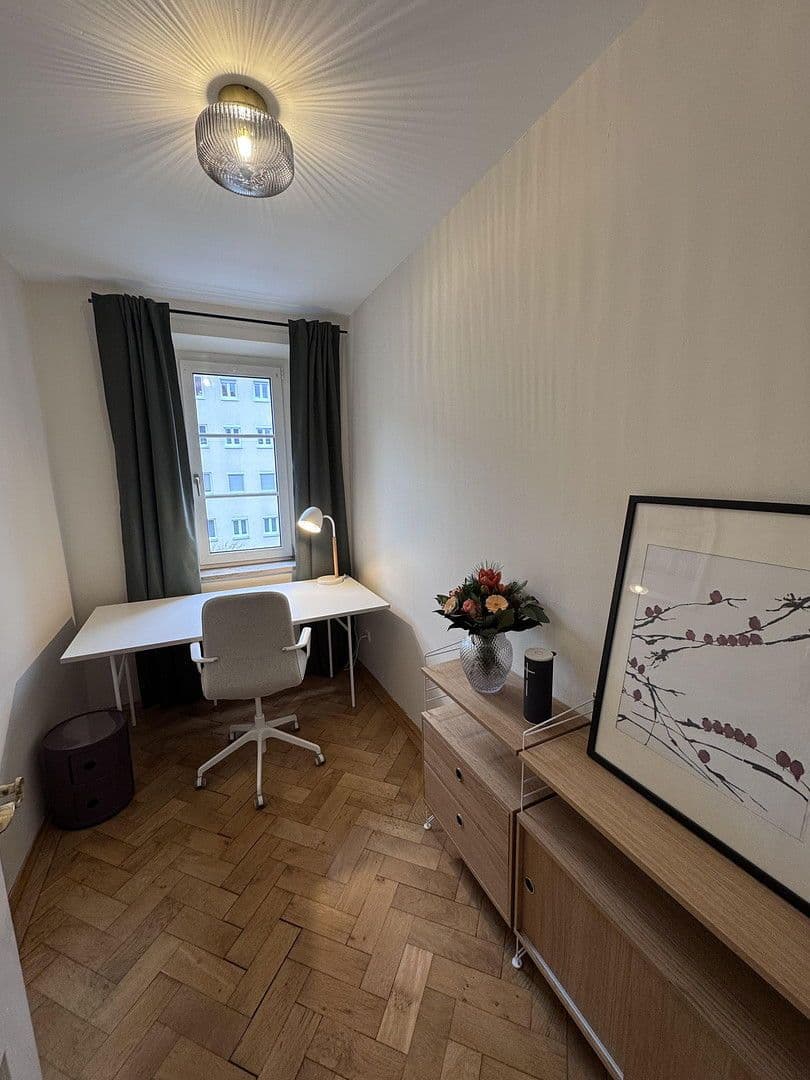 Pronájem bytu 3+1 80 m², Schedelstraße 11, München, Bavorsko Pronájem bytu 3+1 80 m², Schedelstraße 11, München, Bavorsko