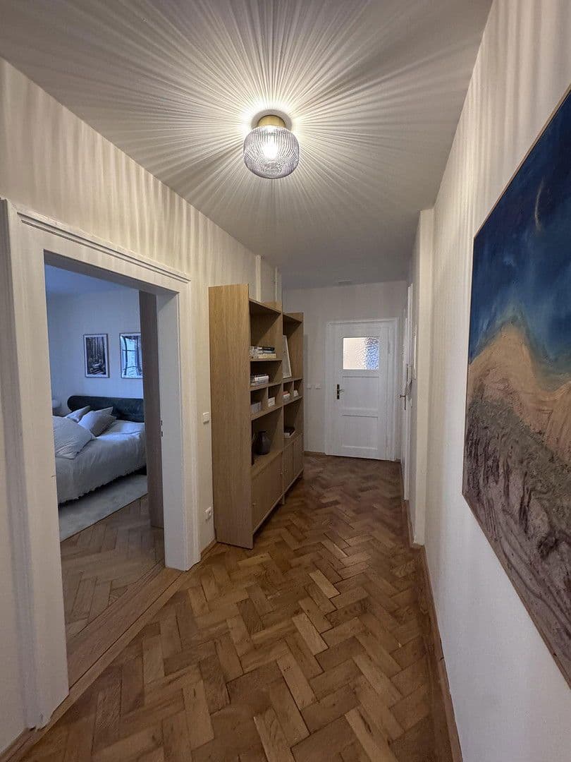 Pronájem bytu 3+1 80 m², Schedelstraße 11, München, Bavorsko Pronájem bytu 3+1 80 m², Schedelstraße 11, München, Bavorsko