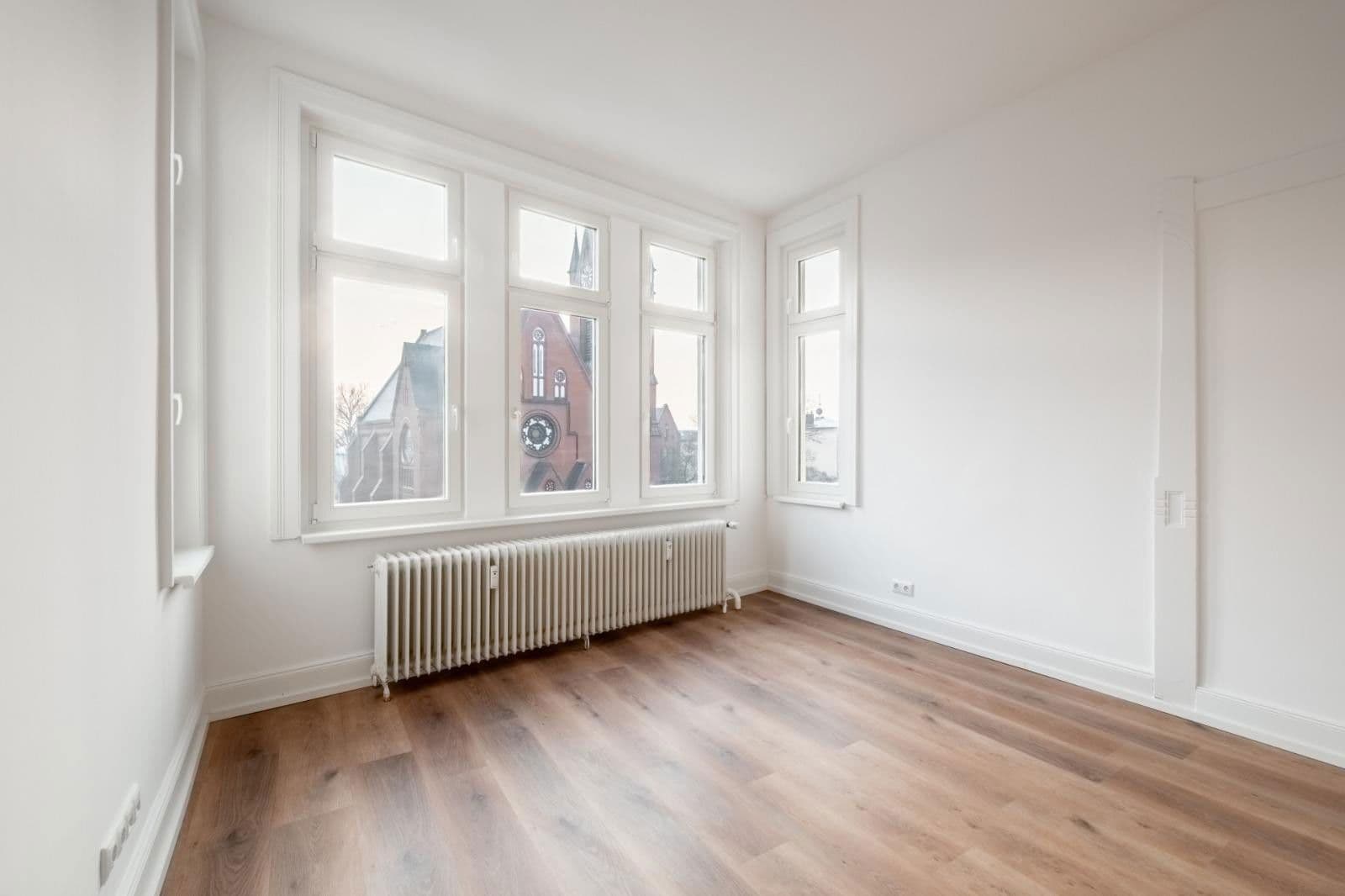 Pronájem bytu 3+1 96 m², Lübeck, Šlesvicko-Holštýnsko Pronájem bytu 3+1 96 m², Lübeck, Šlesvicko-Holštýnsko