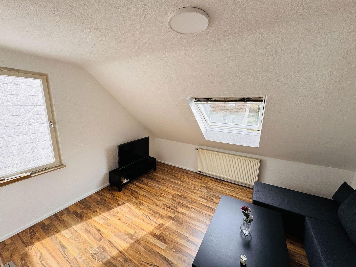 Pronájem bytu 2+kk 42 m², Plochingen, Bádensko-Württembersko Pronájem bytu 2+kk 42 m², Plochingen, Bádensko-Württembersko