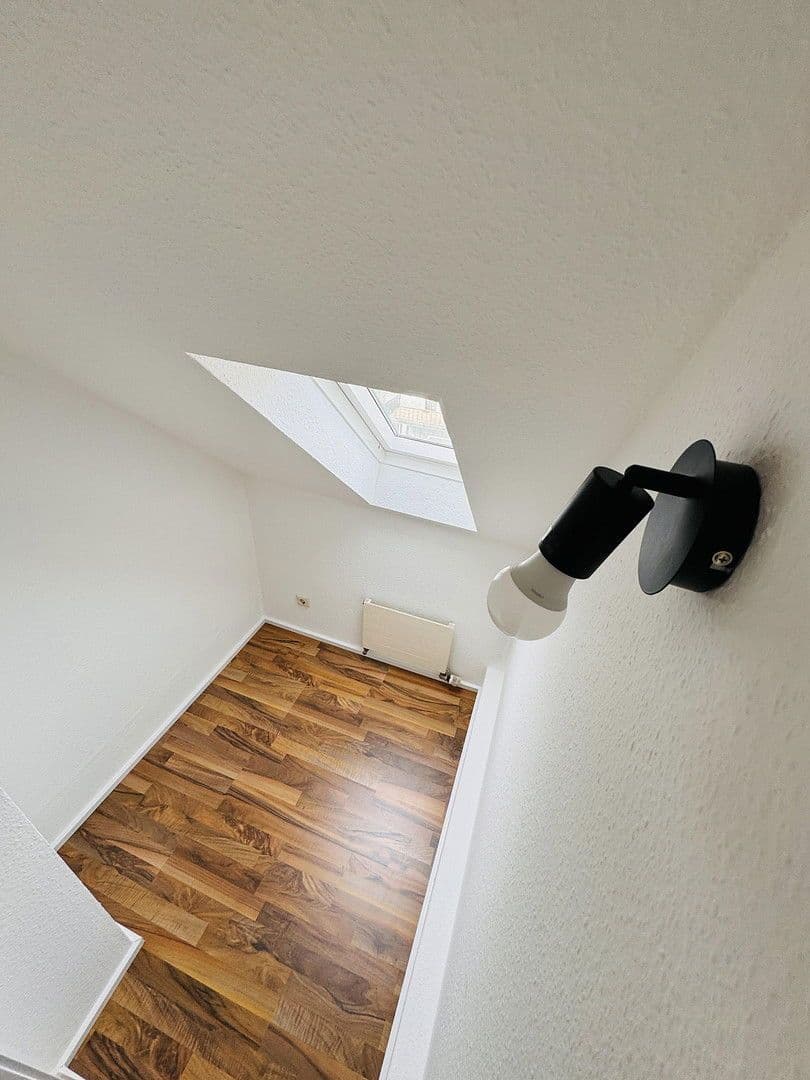 Pronájem bytu 2+kk 42 m², Plochingen, Bádensko-Württembersko Pronájem bytu 2+kk 42 m², Plochingen, Bádensko-Württembersko