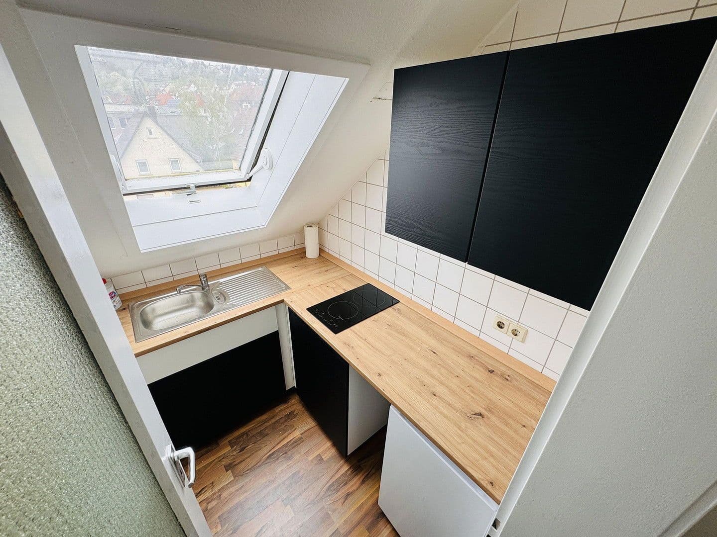 Pronájem bytu 2+kk 42 m², Plochingen, Bádensko-Württembersko Pronájem bytu 2+kk 42 m², Plochingen, Bádensko-Württembersko