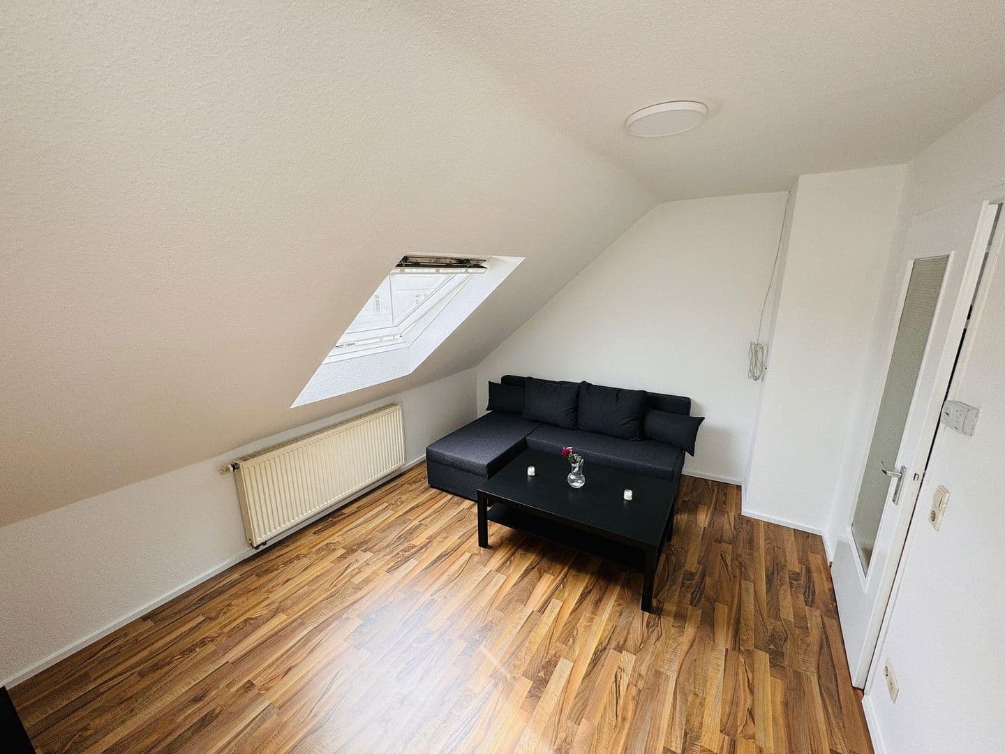 Pronájem bytu 2+kk 42 m², Plochingen, Bádensko-Württembersko Pronájem bytu 2+kk 42 m², Plochingen, Bádensko-Württembersko