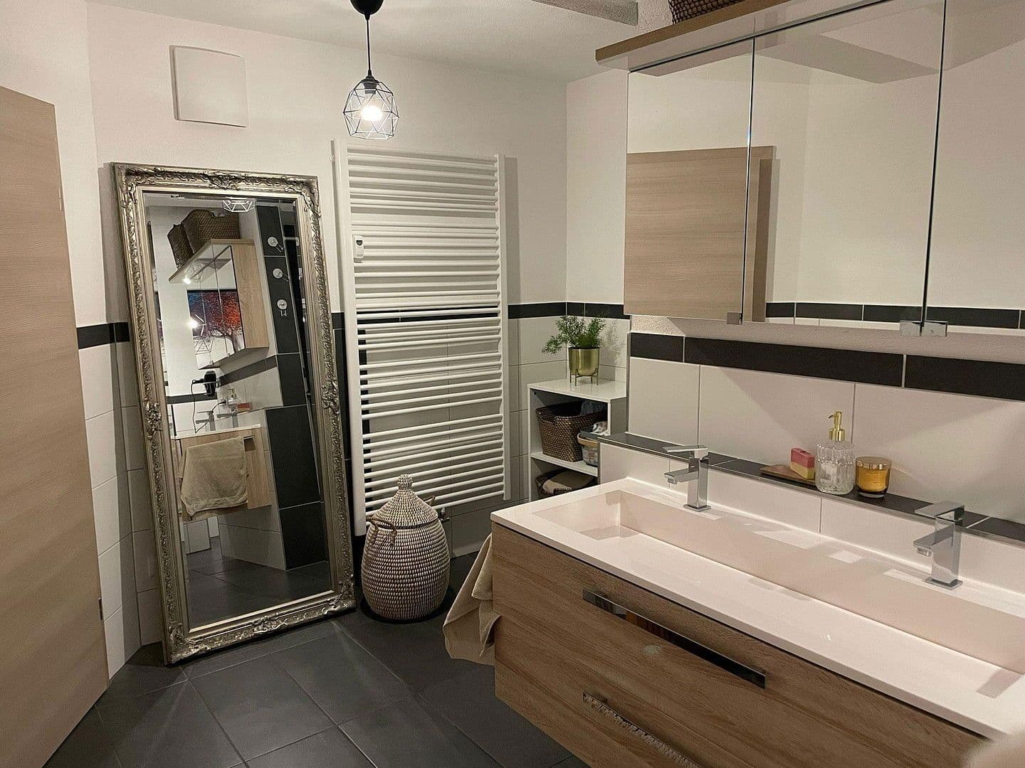 Prodej bytu 3+kk 168 m², Rattelsdorf, Bavorsko Prodej bytu 3+kk 168 m², Rattelsdorf, Bavorsko