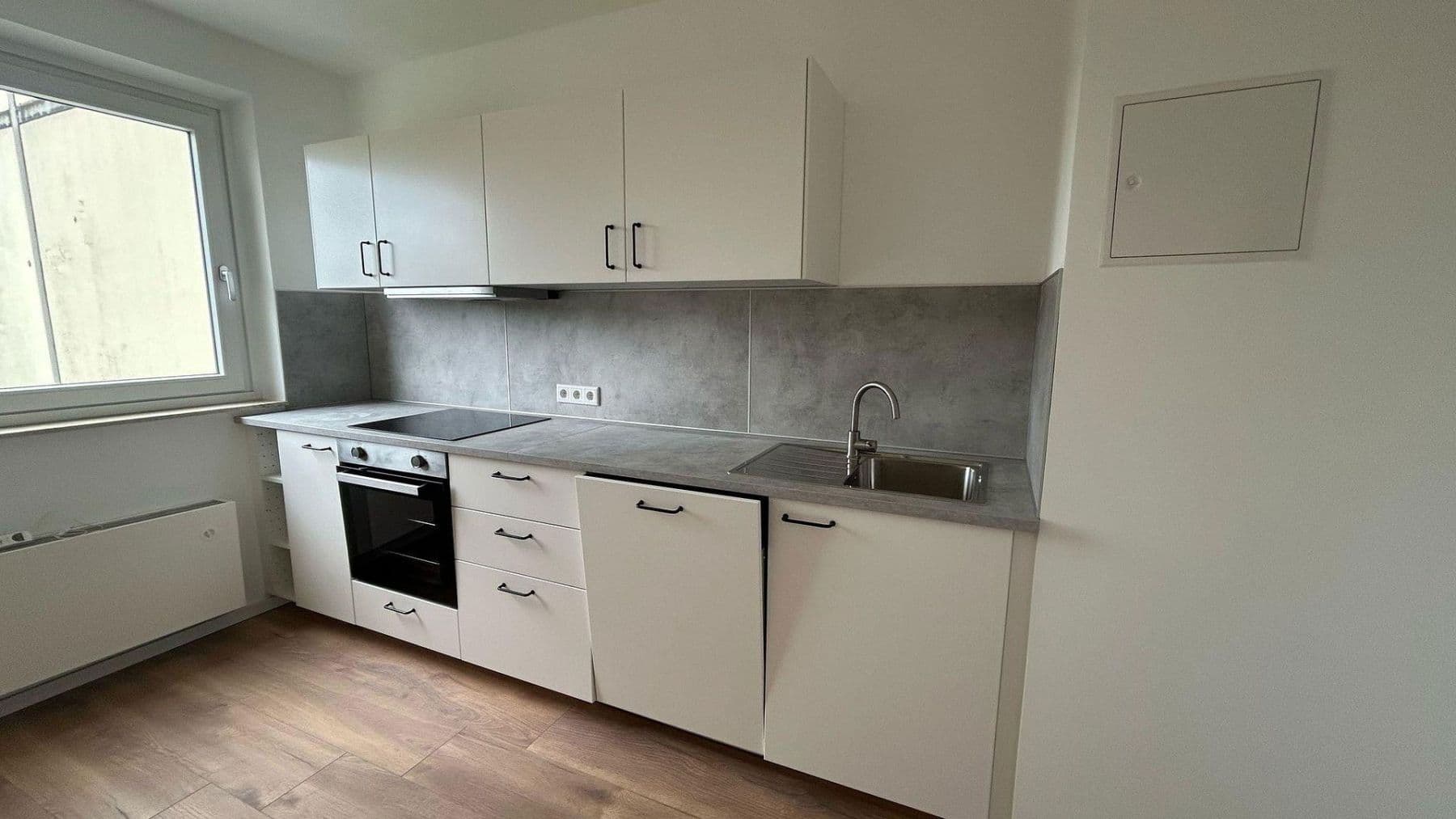 Pronájem bytu 4+1 103 m², Behringstr. 23, Mainaschaff, Bavorsko Pronájem bytu 4+1 103 m², Behringstr. 23, Mainaschaff, Bavorsko