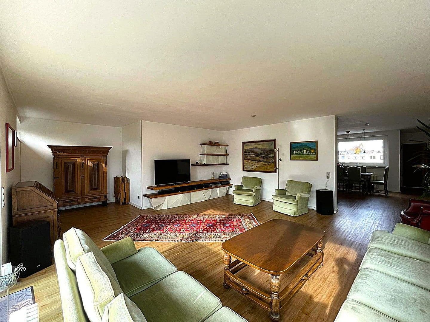 Pronájem bytu 4+1 135 m², Dietzenbach, Hessen Pronájem bytu 4+1 135 m², Dietzenbach, Hessen