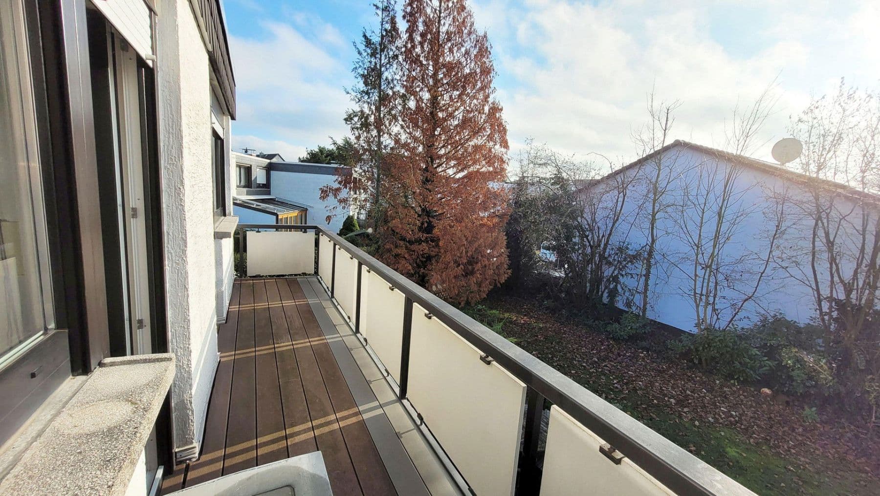 Pronájem bytu 4+1 135 m², Dietzenbach, Hessen Pronájem bytu 4+1 135 m², Dietzenbach, Hessen