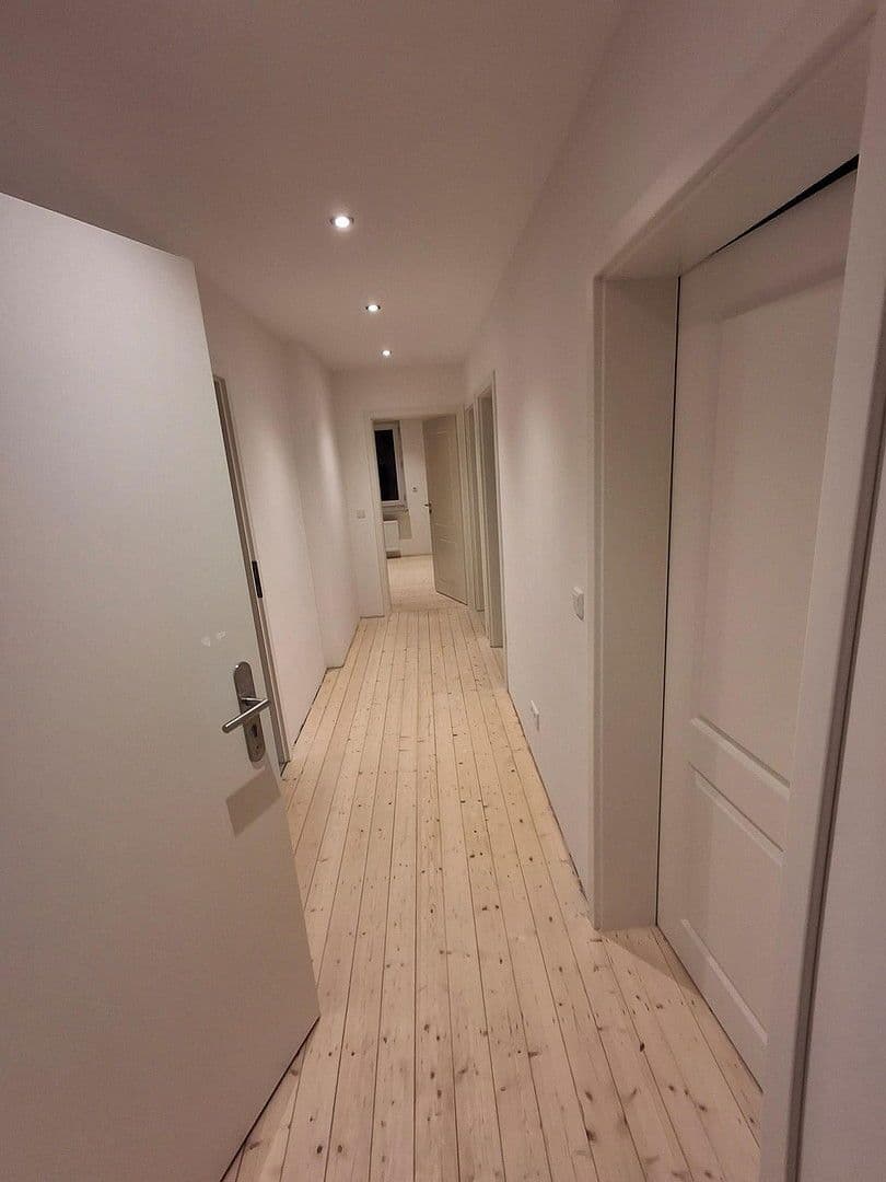 Pronájem bytu 3+1 107 m², Melle, Dolní Sasko Pronájem bytu 3+1 107 m², Melle, Dolní Sasko