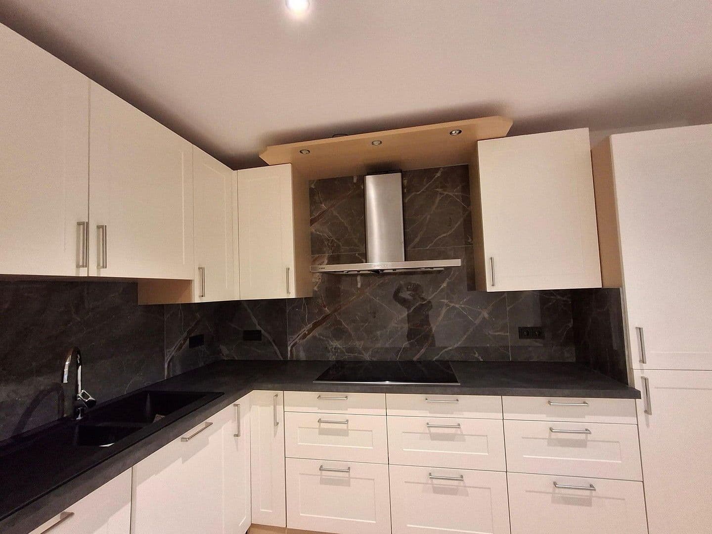 Pronájem bytu 3+1 107 m², Melle, Dolní Sasko Pronájem bytu 3+1 107 m², Melle, Dolní Sasko