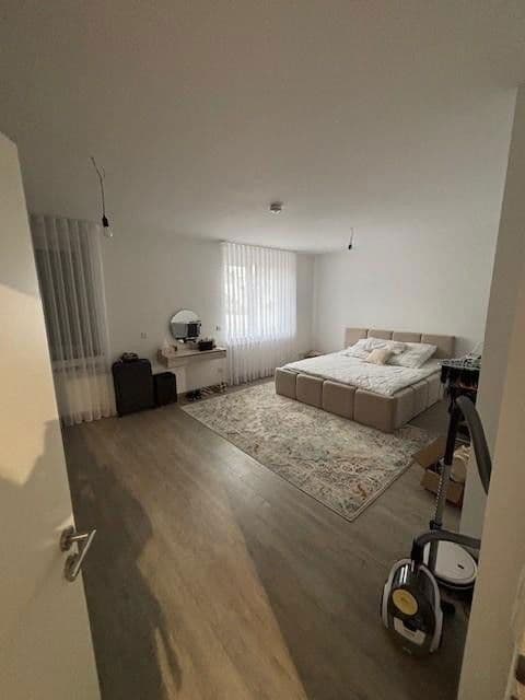 Pronájem bytu 2+1 86 m², Lindenstr.37a, Gladbeck, Severní Porýní-Vestfálsko Pronájem bytu 2+1 86 m², Lindenstr.37a, Gladbeck, Severní Porýní-Vestfálsko