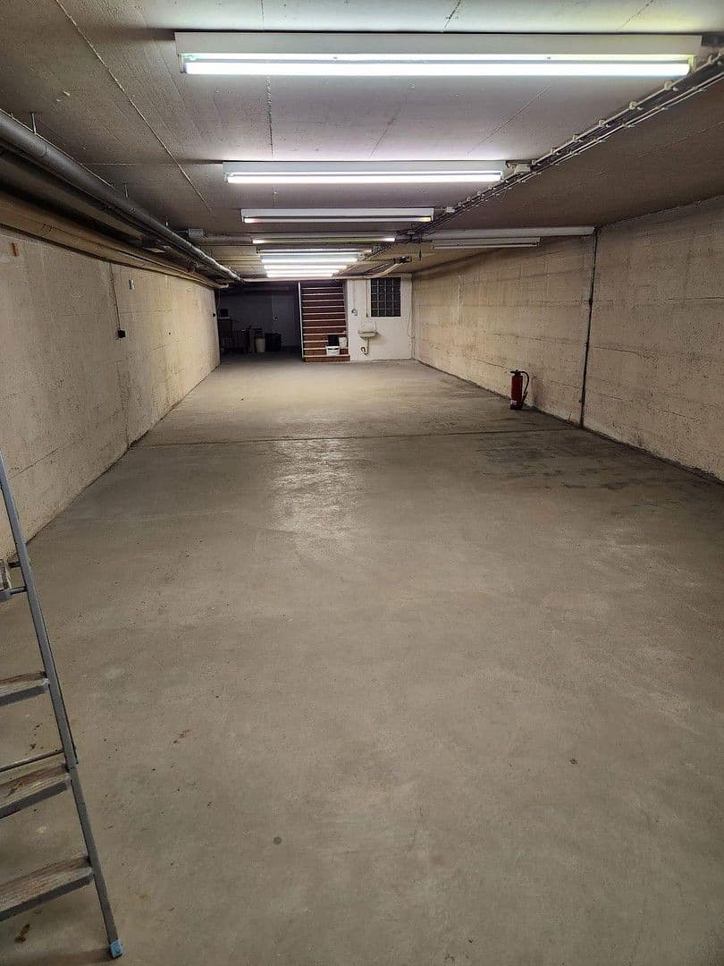 Pronájem nebytového prostoru 330 m², Osnabrück, Dolní Sasko Pronájem nebytového prostoru 330 m², Osnabrück, Dolní Sasko