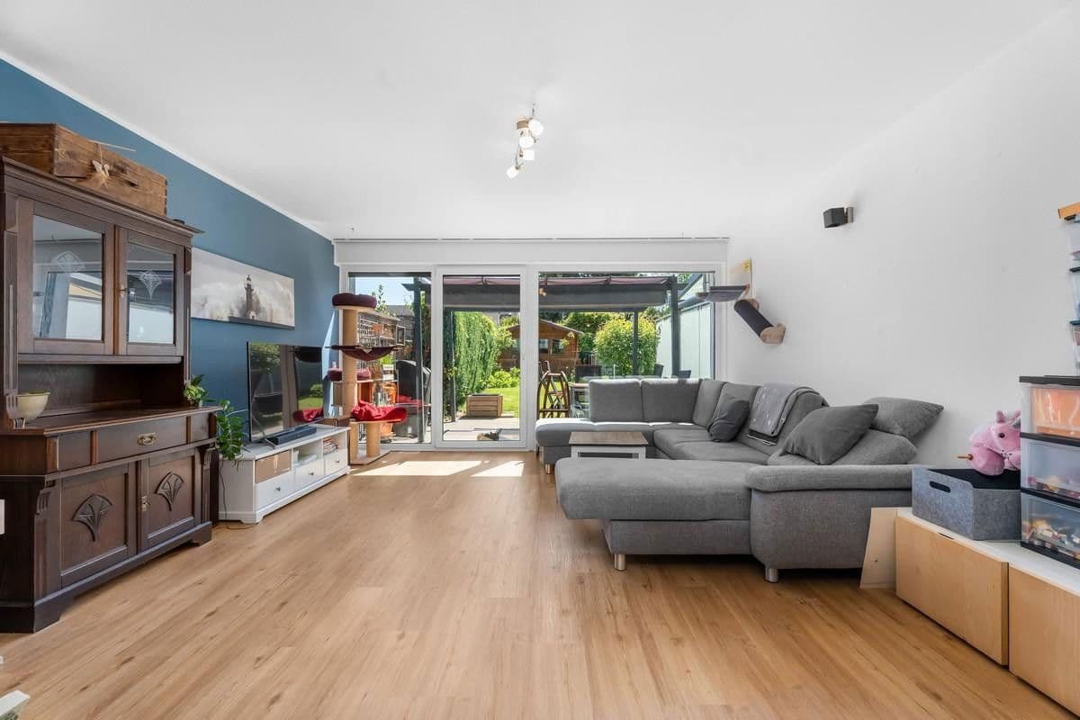 Prodej domu 175 m², pozemek 200 m², Goldammerweg 122b, Cáchy, Severní Porýní-Vestfálsko Prodej domu 175 m², pozemek 200 m², Goldammerweg 122b, Cáchy, Severní Porýní-Vestfálsko