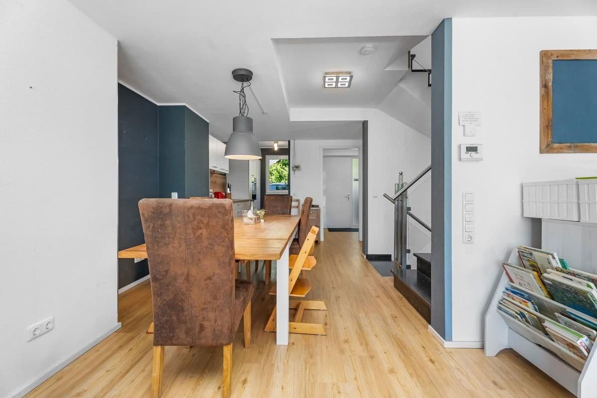 Prodej domu 175 m², pozemek 200 m², Goldammerweg 122b, Cáchy, Severní Porýní-Vestfálsko Prodej domu 175 m², pozemek 200 m², Goldammerweg 122b, Cáchy, Severní Porýní-Vestfálsko