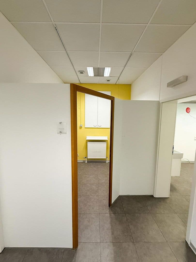 Prodej kanceláře 192 m², Bad Brückenau, Bavorsko Prodej kanceláře 192 m², Bad Brückenau, Bavorsko