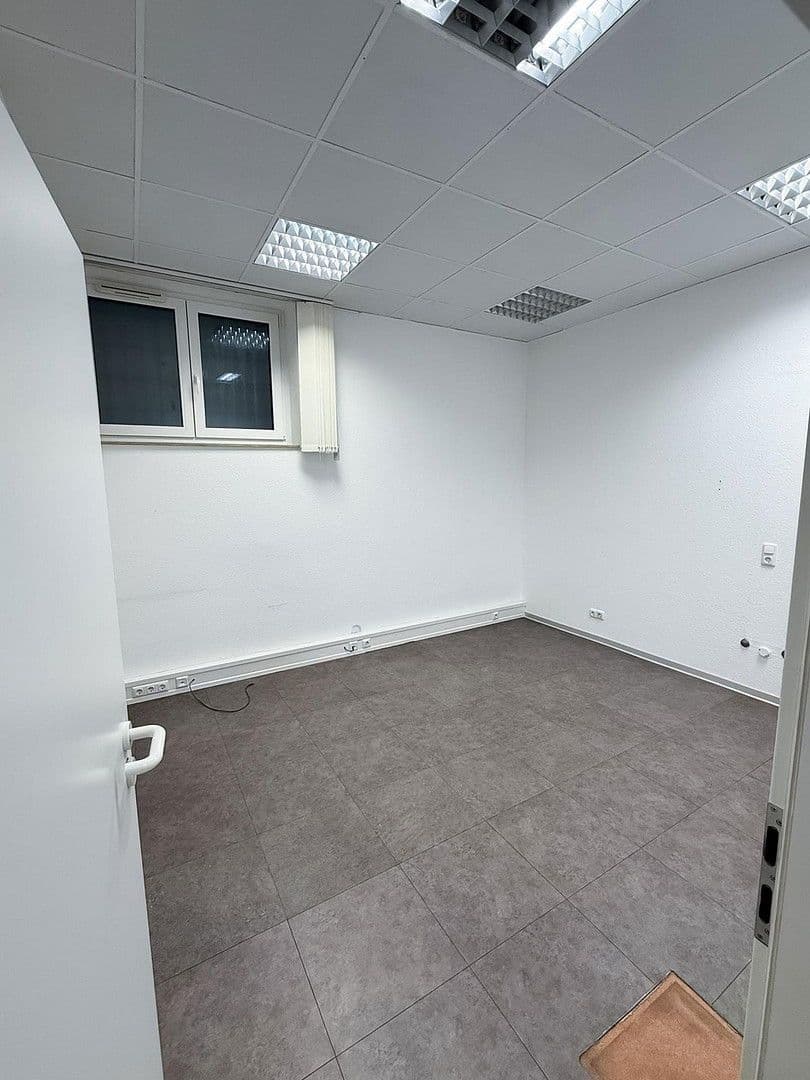 Prodej kanceláře 192 m², Bad Brückenau, Bavorsko Prodej kanceláře 192 m², Bad Brückenau, Bavorsko