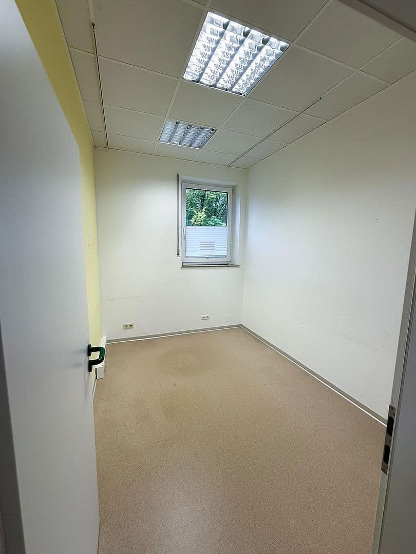 Prodej kanceláře 192 m², Bad Brückenau, Bavorsko Prodej kanceláře 192 m², Bad Brückenau, Bavorsko