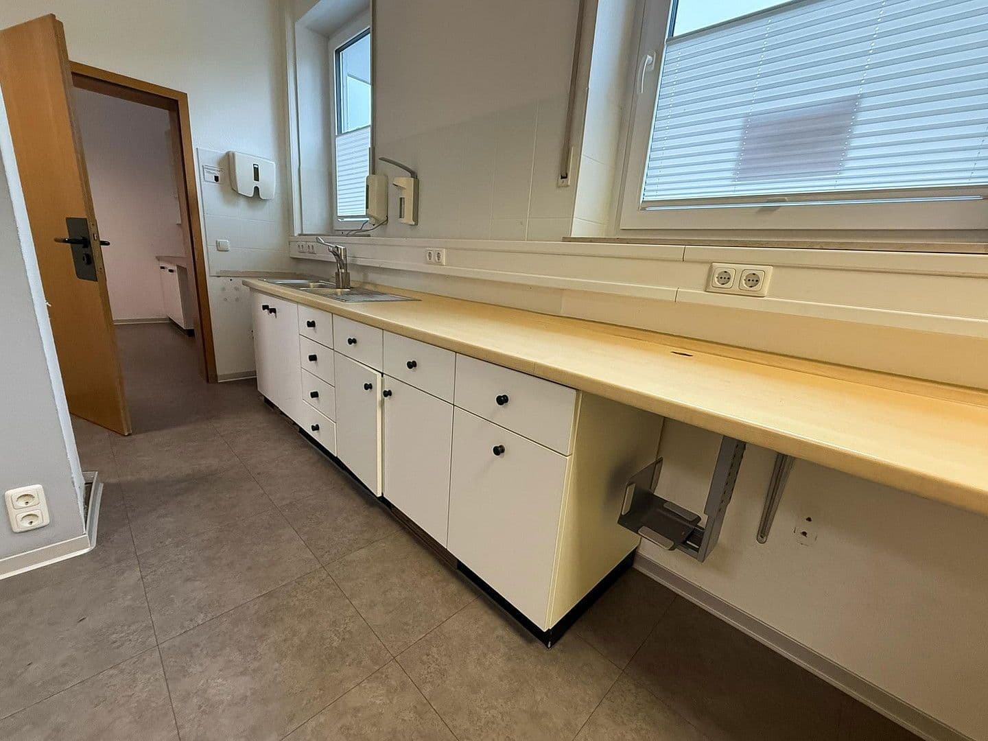 Prodej kanceláře 192 m², Bad Brückenau, Bavorsko Prodej kanceláře 192 m², Bad Brückenau, Bavorsko