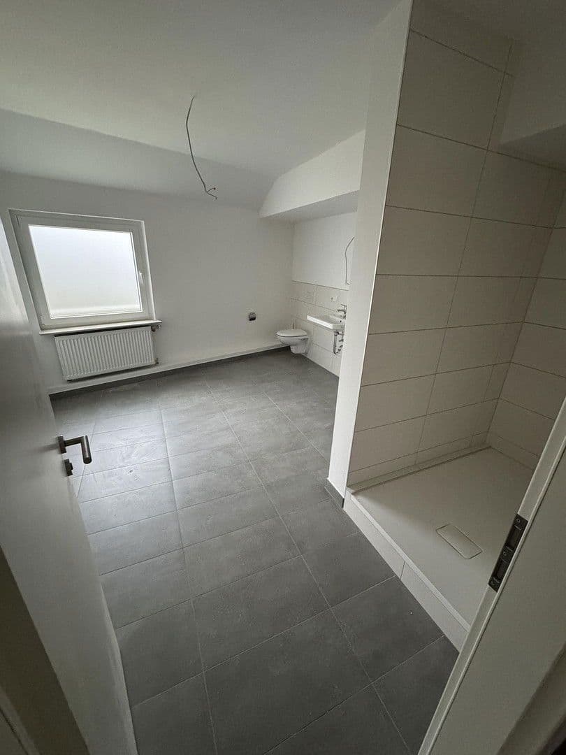 Pronájem bytu 4+kk 155 m², Hintere Dorfstraße 27, Sulzbach am Main, Bavorsko Pronájem bytu 4+kk 155 m², Hintere Dorfstraße 27, Sulzbach am Main, Bavorsko