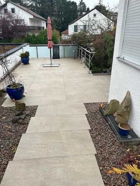 Prodej domu 126 m², pozemek 300 m², Heilbronn, Bádensko-Württembersko Prodej domu 126 m², pozemek 300 m², Heilbronn, Bádensko-Württembersko