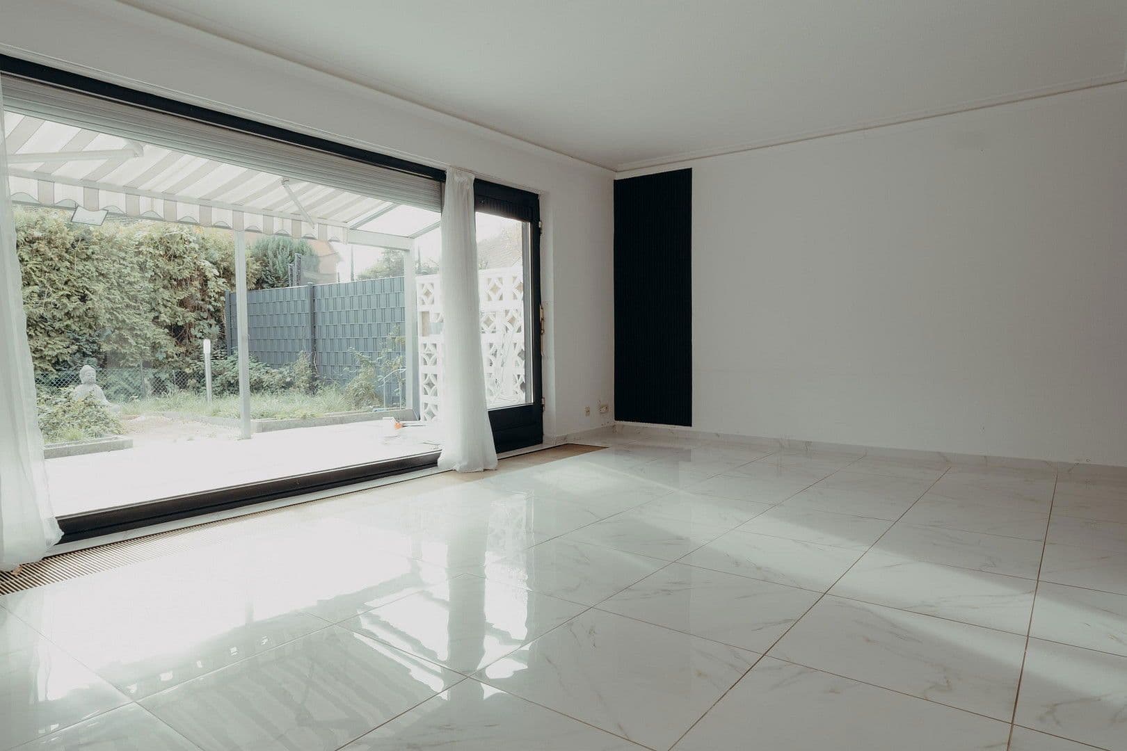 Prodej domu 99 m², pozemek 115 m², Stuhr, Dolní Sasko Prodej domu 99 m², pozemek 115 m², Stuhr, Dolní Sasko