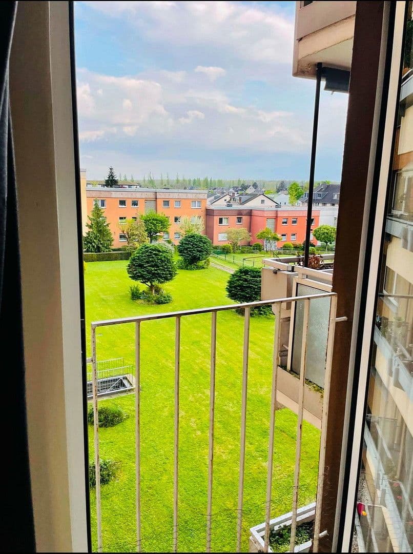 Pronájem bytu 3+1 92 m², Köln, Severní Porýní-Vestfálsko Pronájem bytu 3+1 92 m², Köln, Severní Porýní-Vestfálsko