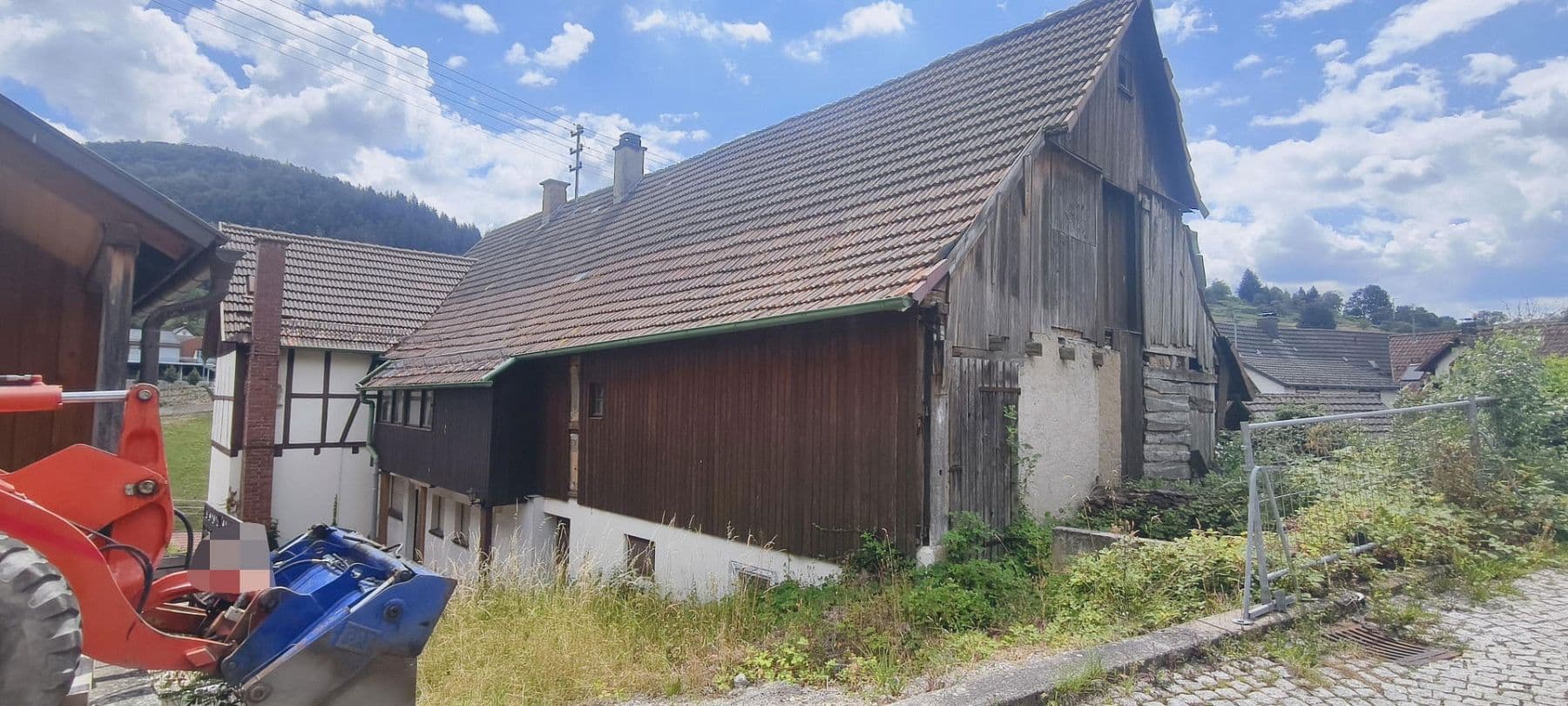 Prodej domu 180 m², pozemek 966 m², Am Katzenbuckel 4, Gernsbach, Bádensko-Württembersko Prodej domu 180 m², pozemek 966 m², Am Katzenbuckel 4, Gernsbach, Bádensko-Württembersko