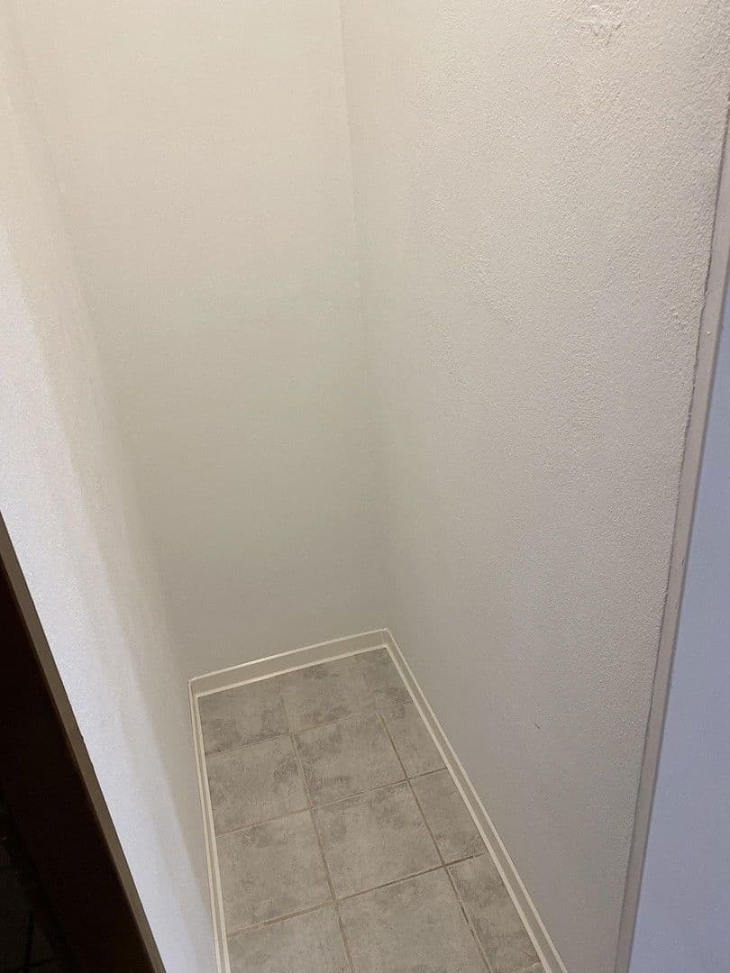 Pronájem bytu 1+kk 30 m², Mannheim, Bádensko-Württembersko Pronájem bytu 1+kk 30 m², Mannheim, Bádensko-Württembersko