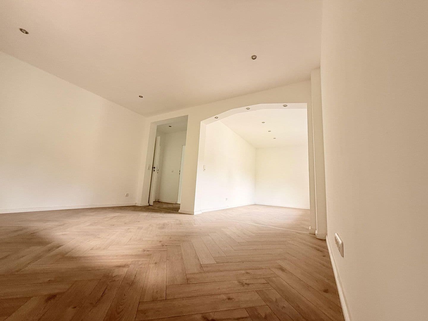 Prodej domu 240 m², pozemek 840 m², Oelmühler Straße 15, Hagen, Severní Porýní-Vestfálsko Prodej domu 240 m², pozemek 840 m², Oelmühler Straße 15, Hagen, Severní Porýní-Vestfálsko