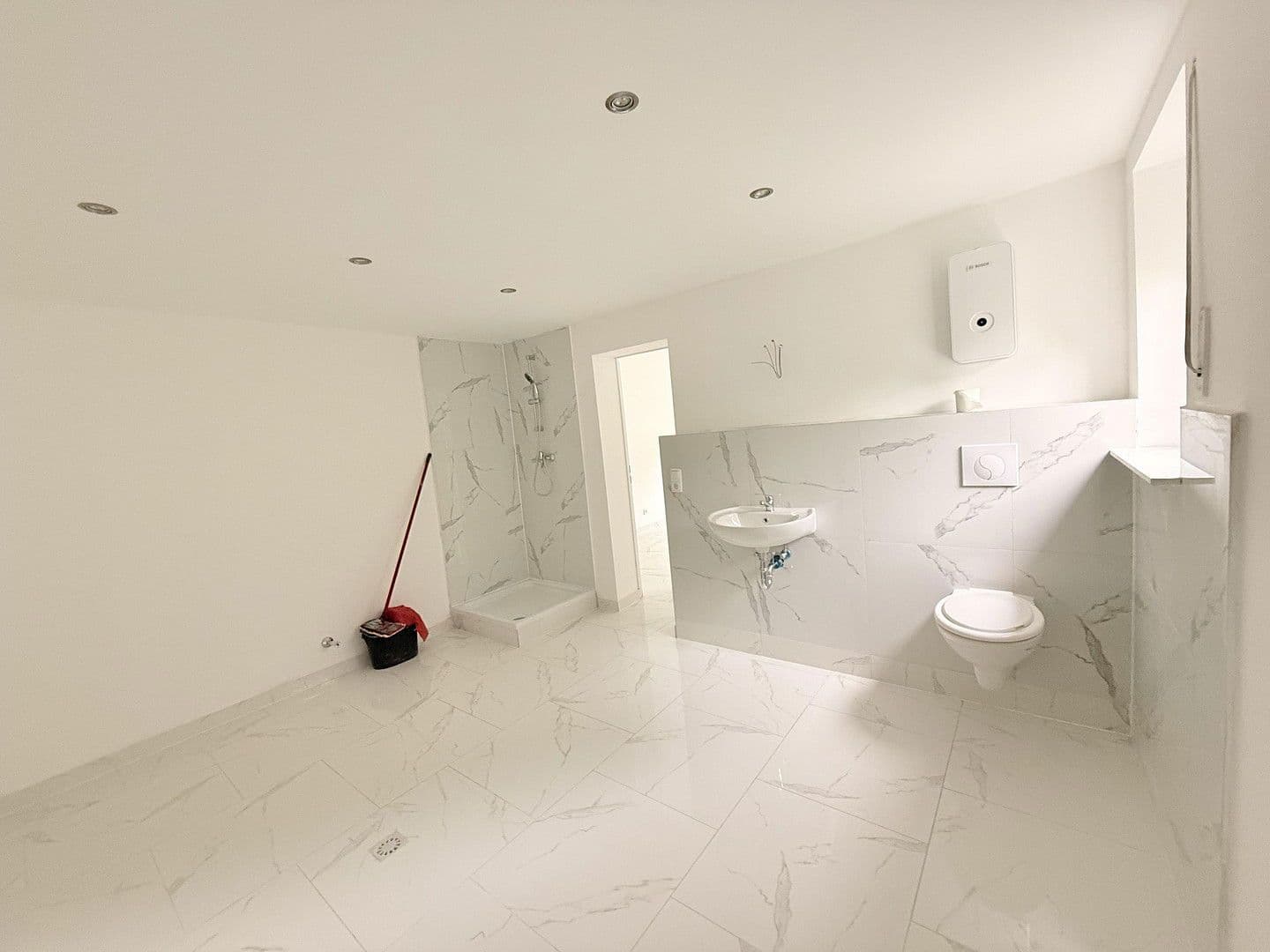 Prodej domu 240 m², pozemek 840 m², Oelmühler Straße 15, Hagen, Severní Porýní-Vestfálsko Prodej domu 240 m², pozemek 840 m², Oelmühler Straße 15, Hagen, Severní Porýní-Vestfálsko