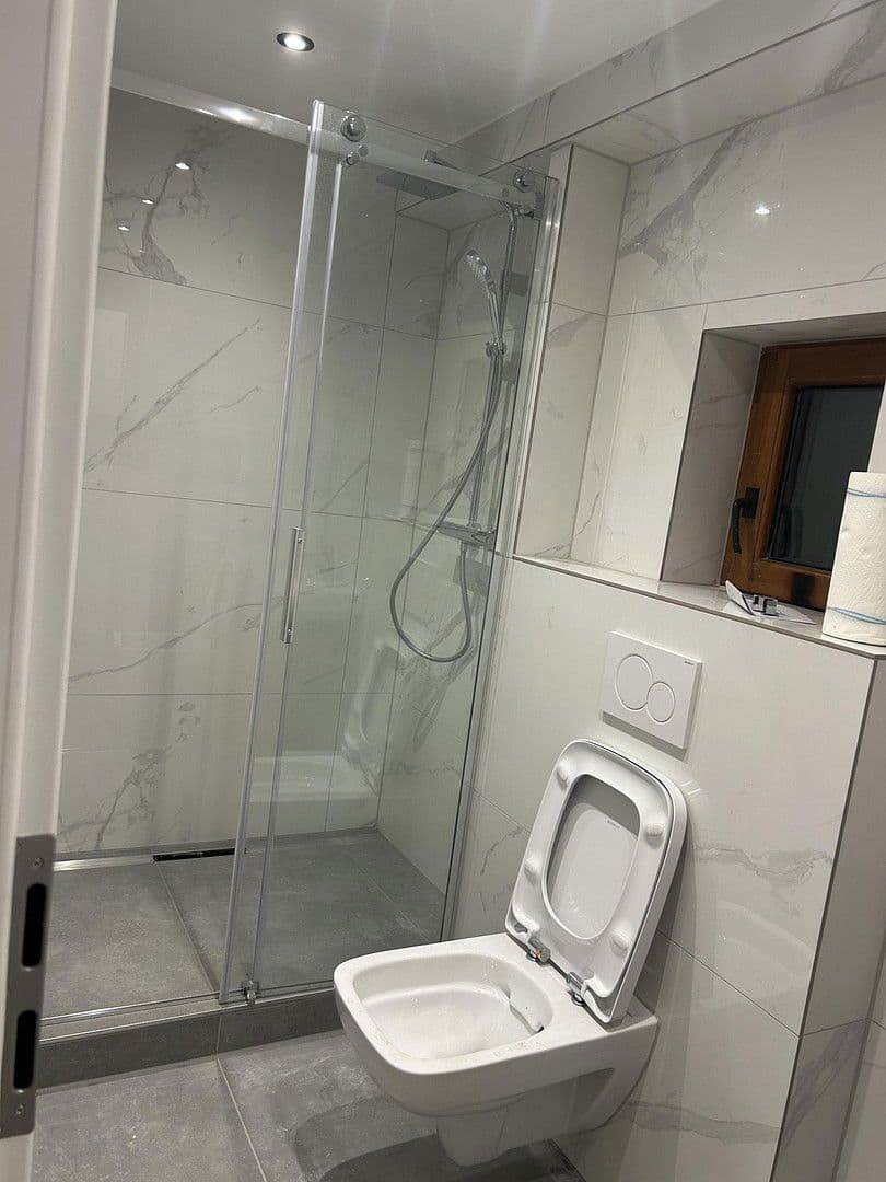 Pronájem bytu 4+1 115 m², Wörrstadt, Porýní-Falc Pronájem bytu 4+1 115 m², Wörrstadt, Porýní-Falc