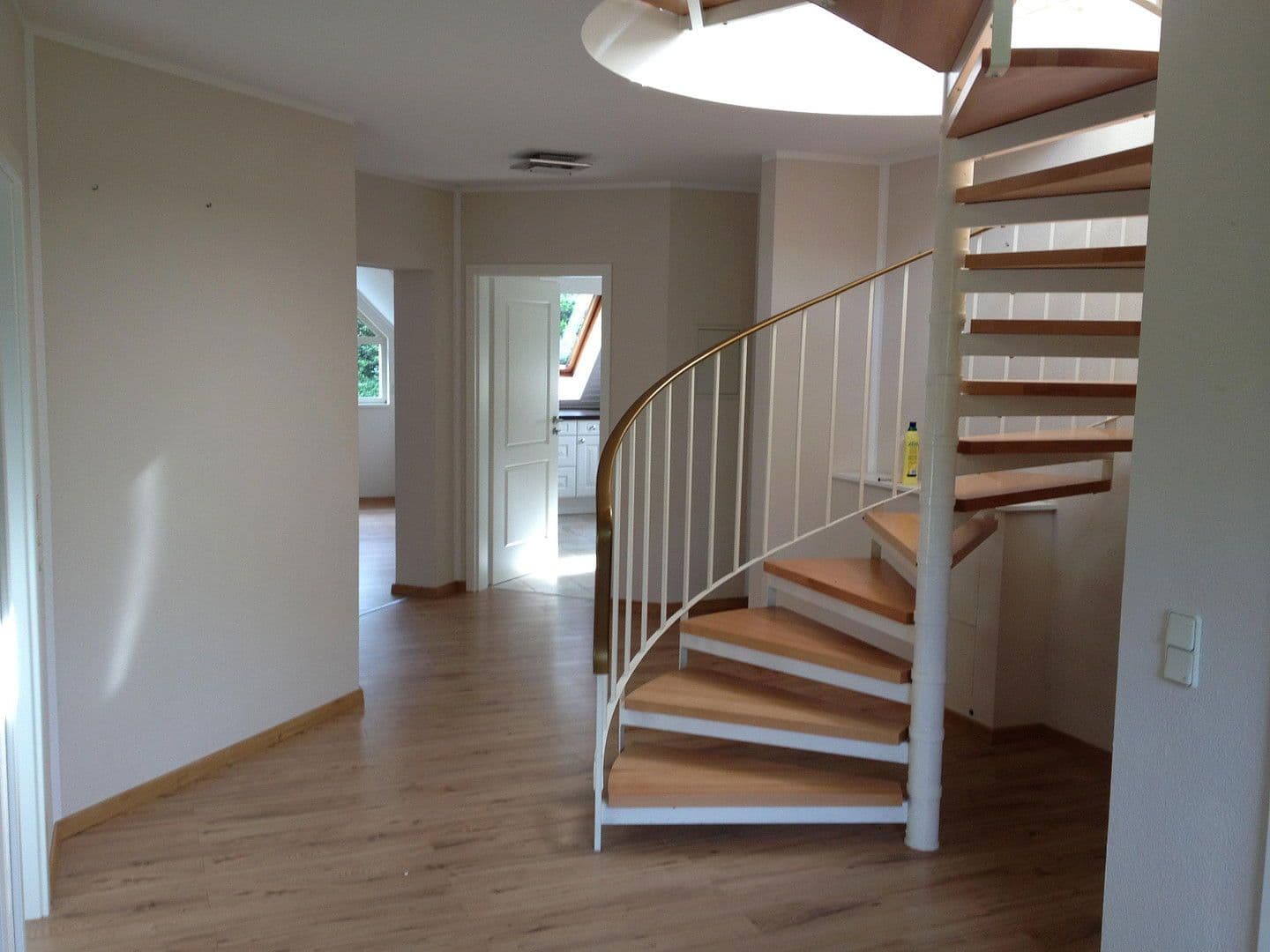 Prodej bytu 5+1 144 m², Im Weidenthal 13, Rösrath, Severní Porýní-Vestfálsko Prodej bytu 5+1 144 m², Im Weidenthal 13, Rösrath, Severní Porýní-Vestfálsko