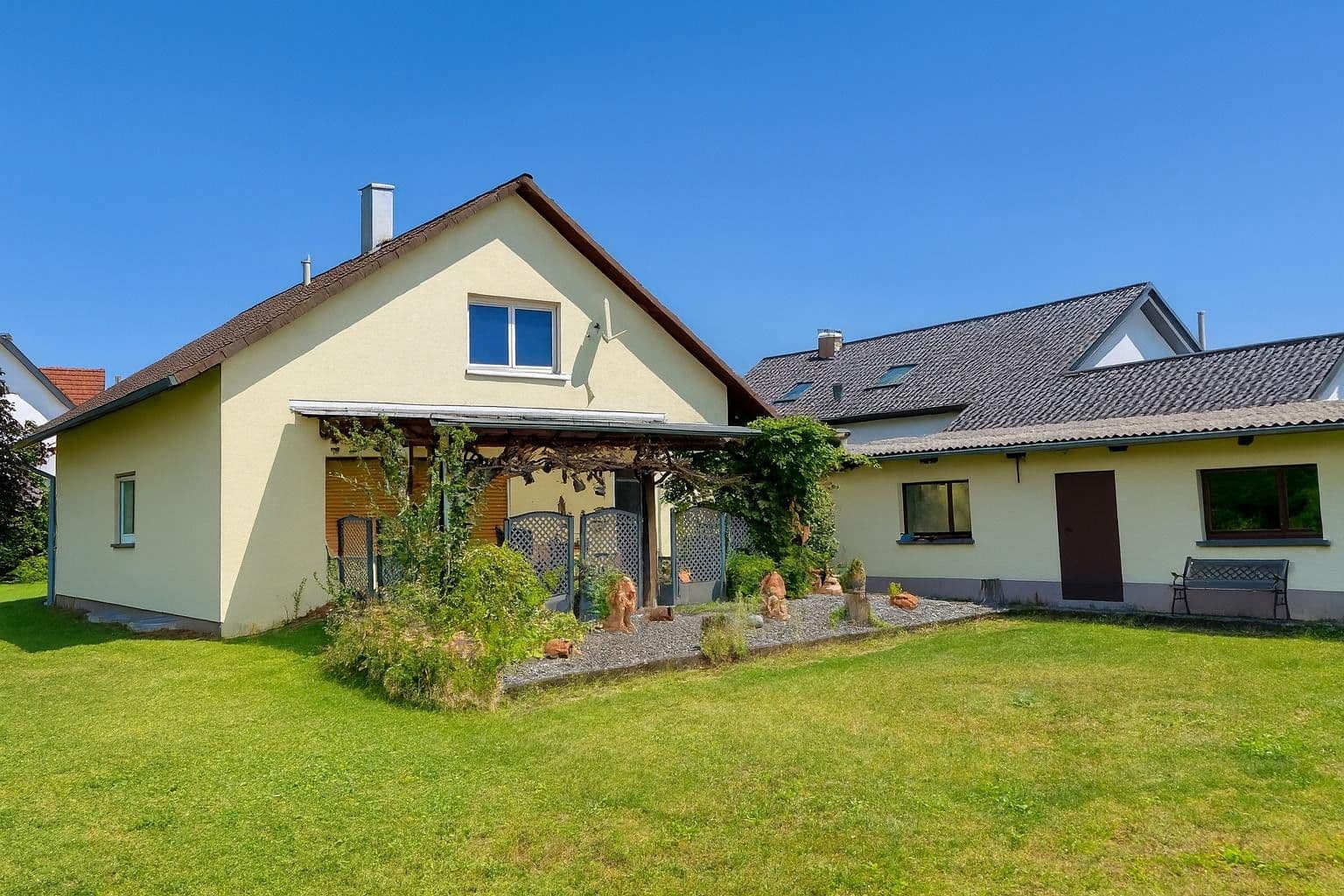 Prodej domu 121 m², pozemek 640 m², Ötigheim, Bádensko-Württembersko Prodej domu 121 m², pozemek 640 m², Ötigheim, Bádensko-Württembersko