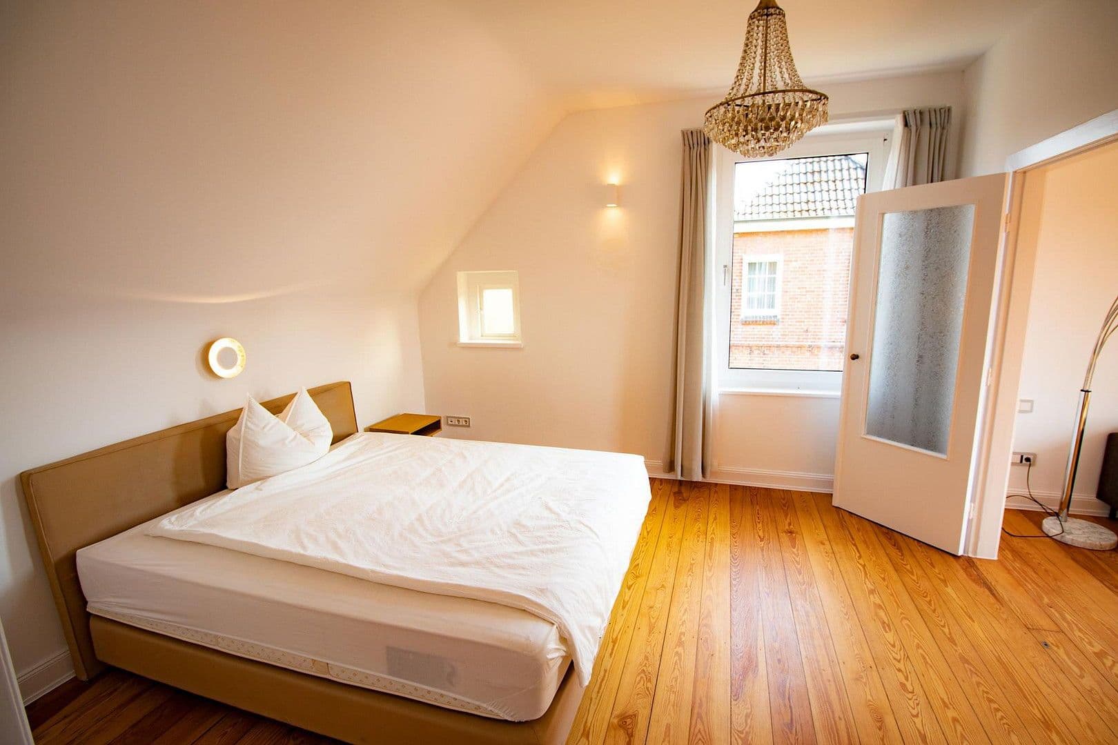 Prodej domu 130 m², pozemek 450 m², Teichstraße 7, Wentorf bei Hamburg, Šlesvicko-Holštýnsko Prodej domu 130 m², pozemek 450 m², Teichstraße 7, Wentorf bei Hamburg, Šlesvicko-Holštýnsko