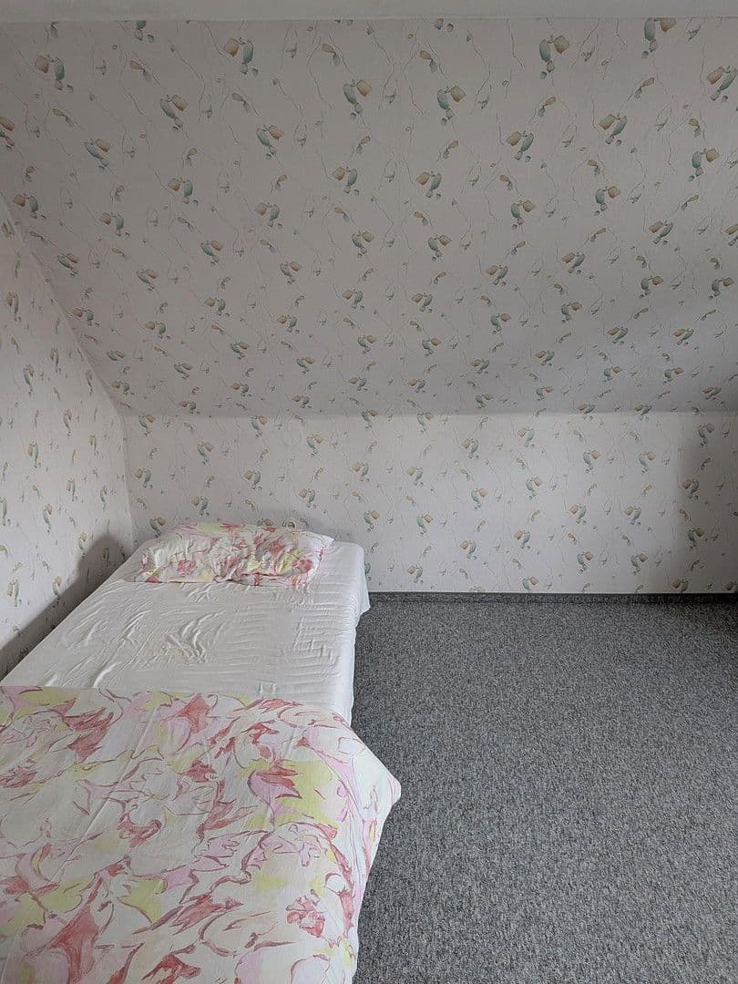 Prodej domu 146 m², pozemek 660 m², Egerer Straße 51, Valdsasy, Bavorsko Prodej domu 146 m², pozemek 660 m², Egerer Straße 51, Valdsasy, Bavorsko