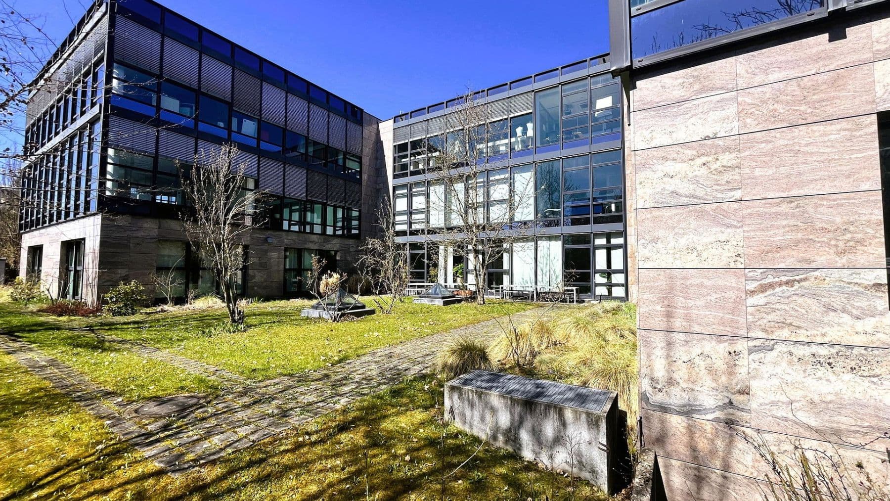 Pronájem kanceláře 650 m², Ismaning, Bavorsko Pronájem kanceláře 650 m², Ismaning, Bavorsko