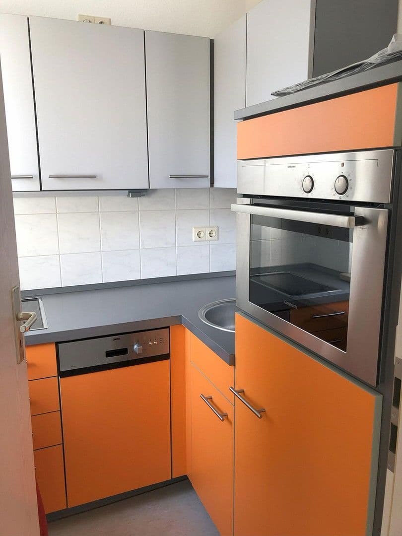 Pronájem bytu 1+1 37 m², Adelheidstraße 28a, Nürnberg, Bavorsko Pronájem bytu 1+1 37 m², Adelheidstraße 28a, Nürnberg, Bavorsko