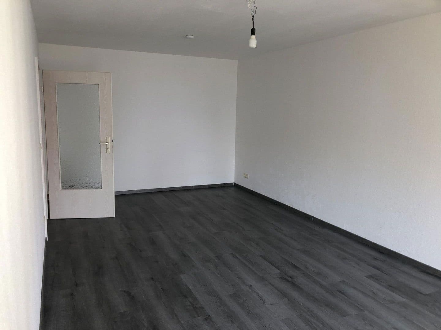 Pronájem bytu 1+1 37 m², Adelheidstraße 28a, Nürnberg, Bavorsko Pronájem bytu 1+1 37 m², Adelheidstraße 28a, Nürnberg, Bavorsko