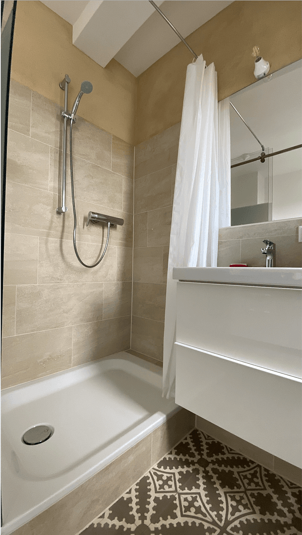 Pronájem bytu 1+1 28 m², Schwabacher Str.84, Nürnberg, Bavorsko Pronájem bytu 1+1 28 m², Schwabacher Str.84, Nürnberg, Bavorsko