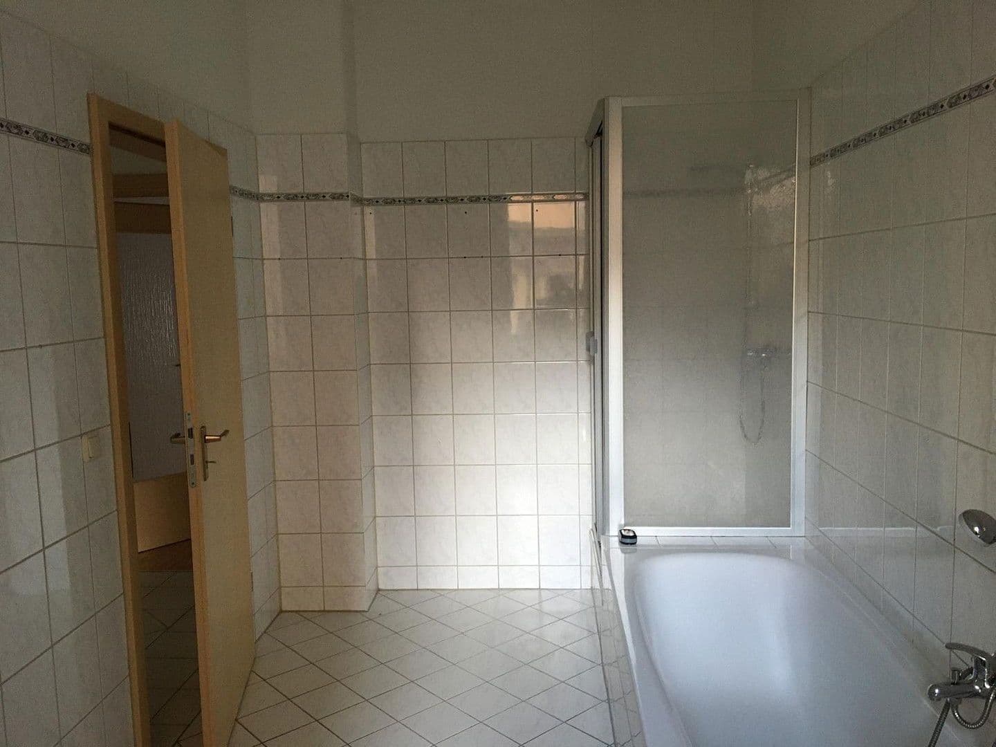 Pronájem bytu 2+1 69 m², Nordstraße 2, Gera, Durynsko Pronájem bytu 2+1 69 m², Nordstraße 2, Gera, Durynsko