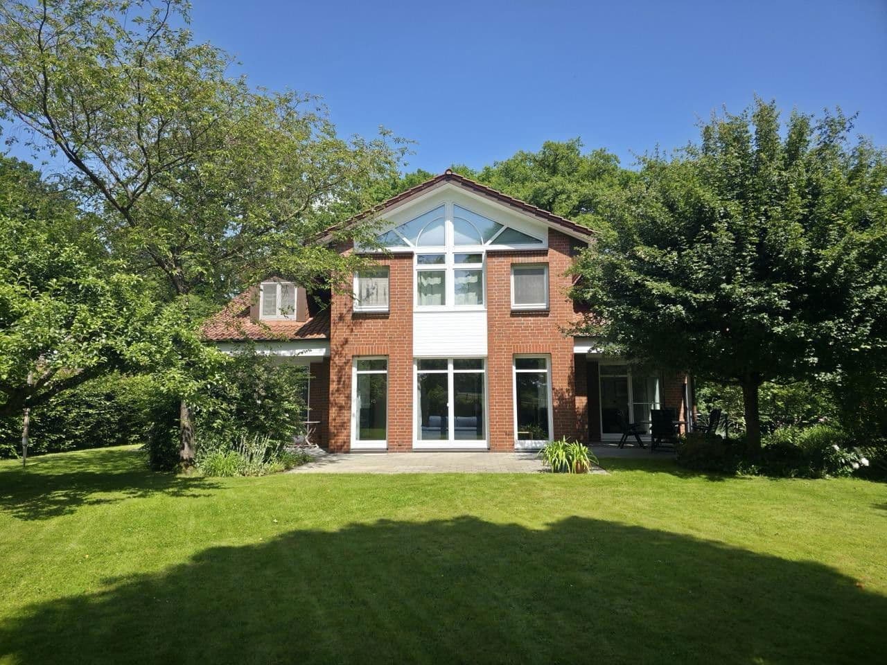 Prodej domu 187 m², pozemek 1.810 m², Jesteburg, Dolní Sasko Prodej domu 187 m², pozemek 1.810 m², Jesteburg, Dolní Sasko