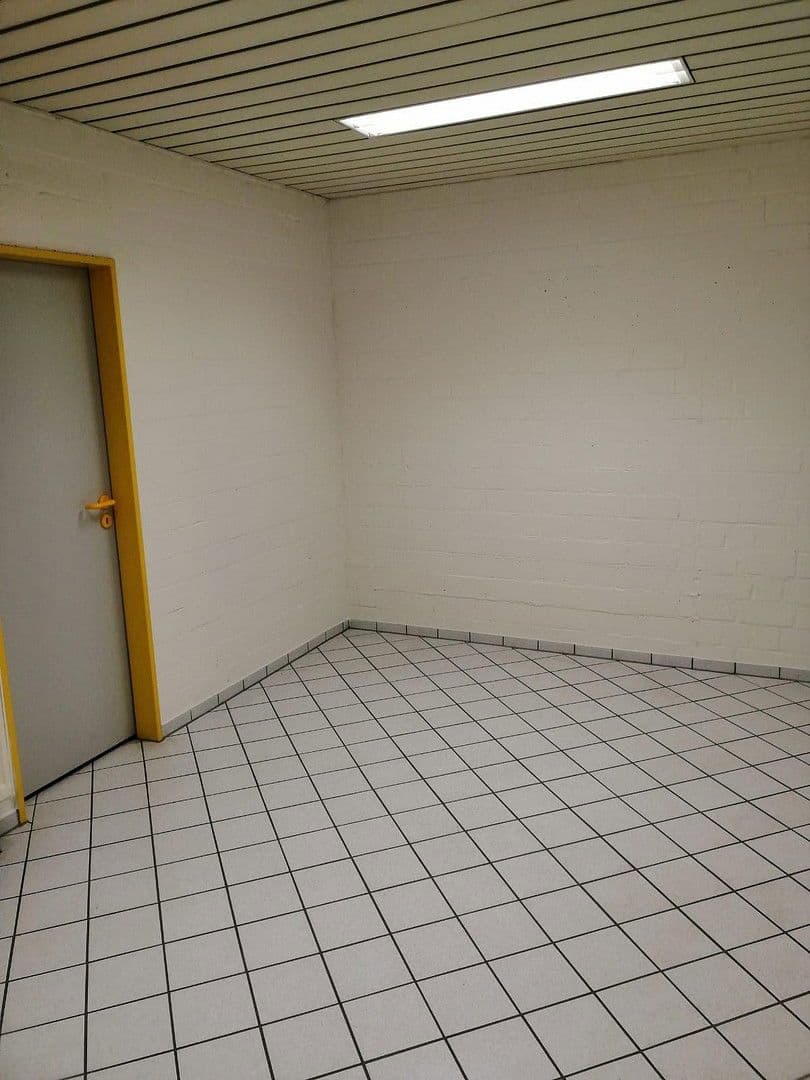 Pronájem nebytového prostoru 279 m², Bahnhofstraße 7, Zeil am Main, Bavorsko Pronájem nebytového prostoru 279 m², Bahnhofstraße 7, Zeil am Main, Bavorsko