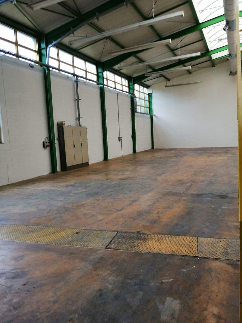 Pronájem nebytového prostoru 279 m², Bahnhofstraße 7, Zeil am Main, Bavorsko Pronájem nebytového prostoru 279 m², Bahnhofstraße 7, Zeil am Main, Bavorsko