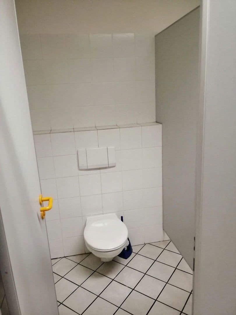 Pronájem nebytového prostoru 279 m², Bahnhofstraße 7, Zeil am Main, Bavorsko Pronájem nebytového prostoru 279 m², Bahnhofstraße 7, Zeil am Main, Bavorsko