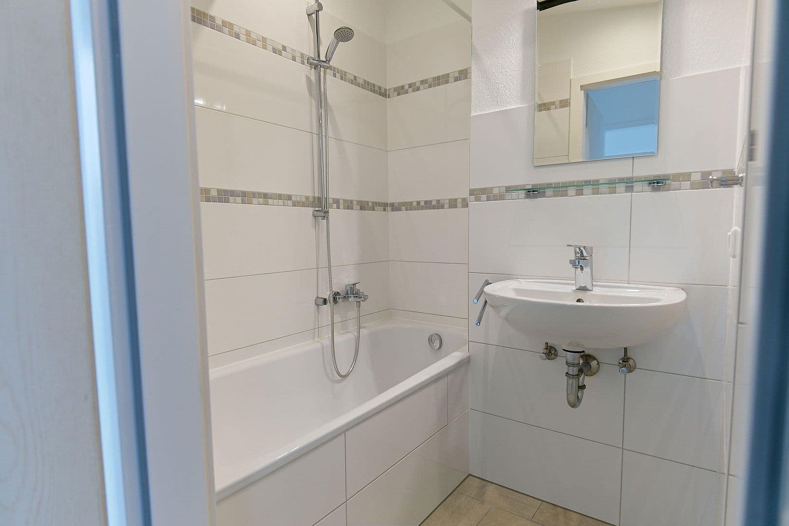 Pronájem bytu 3+1 70 m², Kiel, Šlesvicko-Holštýnsko Pronájem bytu 3+1 70 m², Kiel, Šlesvicko-Holštýnsko