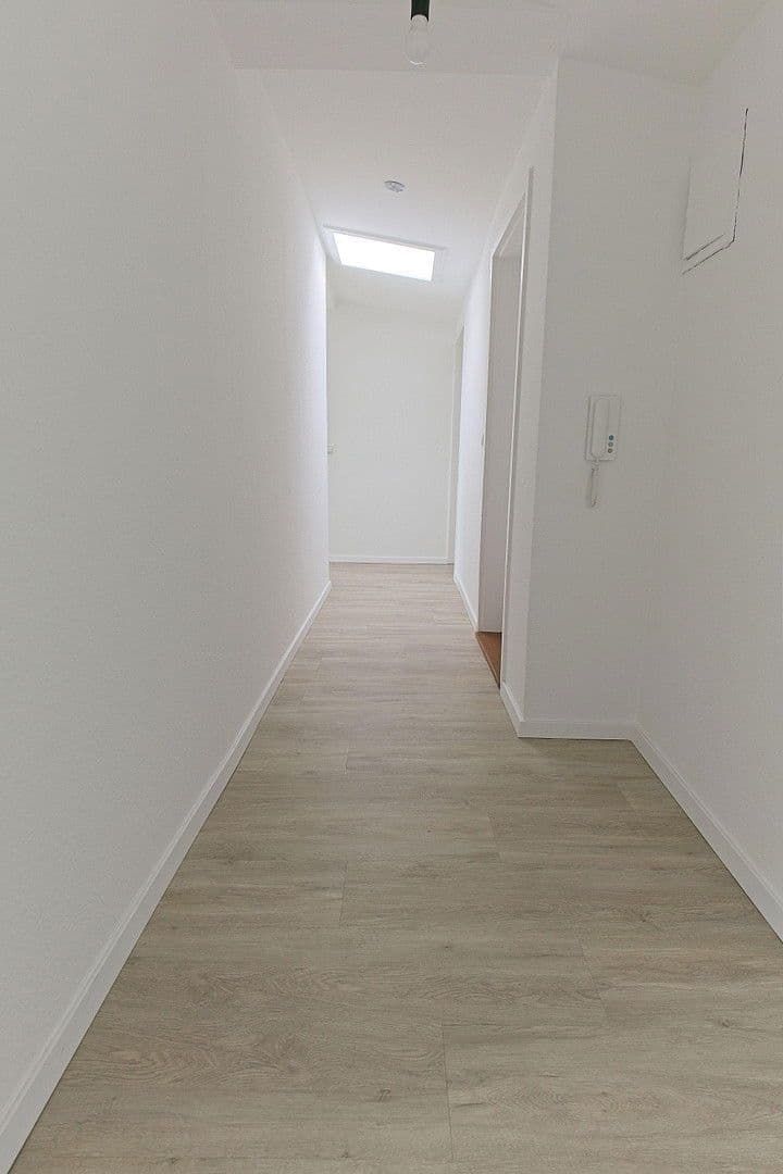 Pronájem bytu 3+1 70 m², Kiel, Šlesvicko-Holštýnsko Pronájem bytu 3+1 70 m², Kiel, Šlesvicko-Holštýnsko